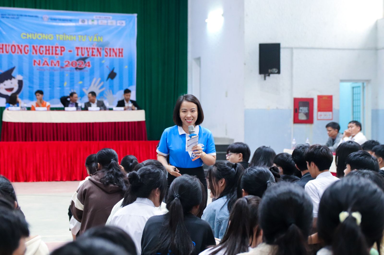 COC nhộn nhịp cùng Ngày hội tư vấn Hướng nghiệp - Tuyển sinh tại Trường THPT Hương Trà - Thừa Thiên Huế
