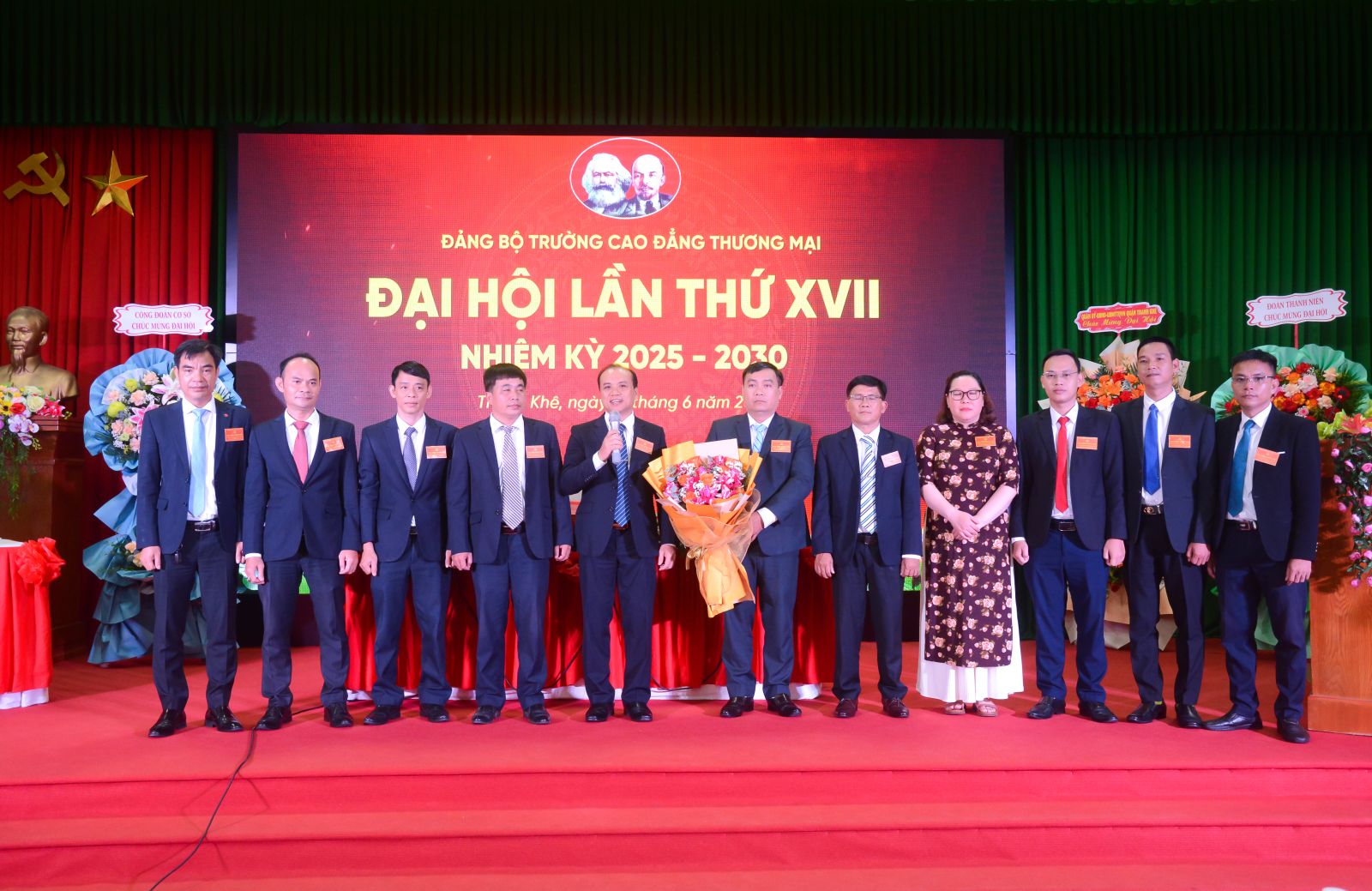 Đại hội Đảng bộ Trường Cao đẳng Thương mại lần thứ XVII, nhiệm kỳ 2025-2030