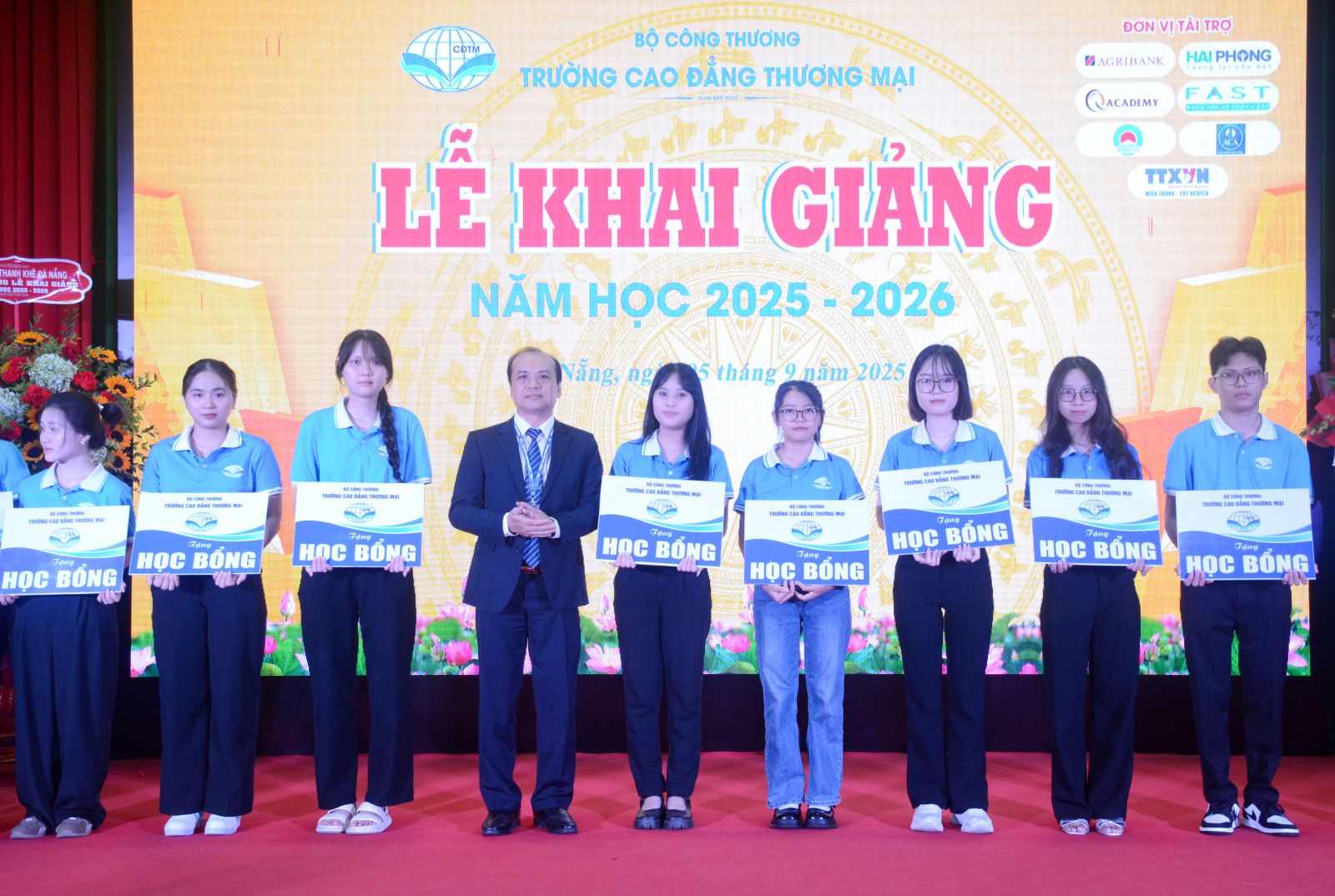 Trường Cao đẳng Thương mại khai giảng năm học 2025-2026