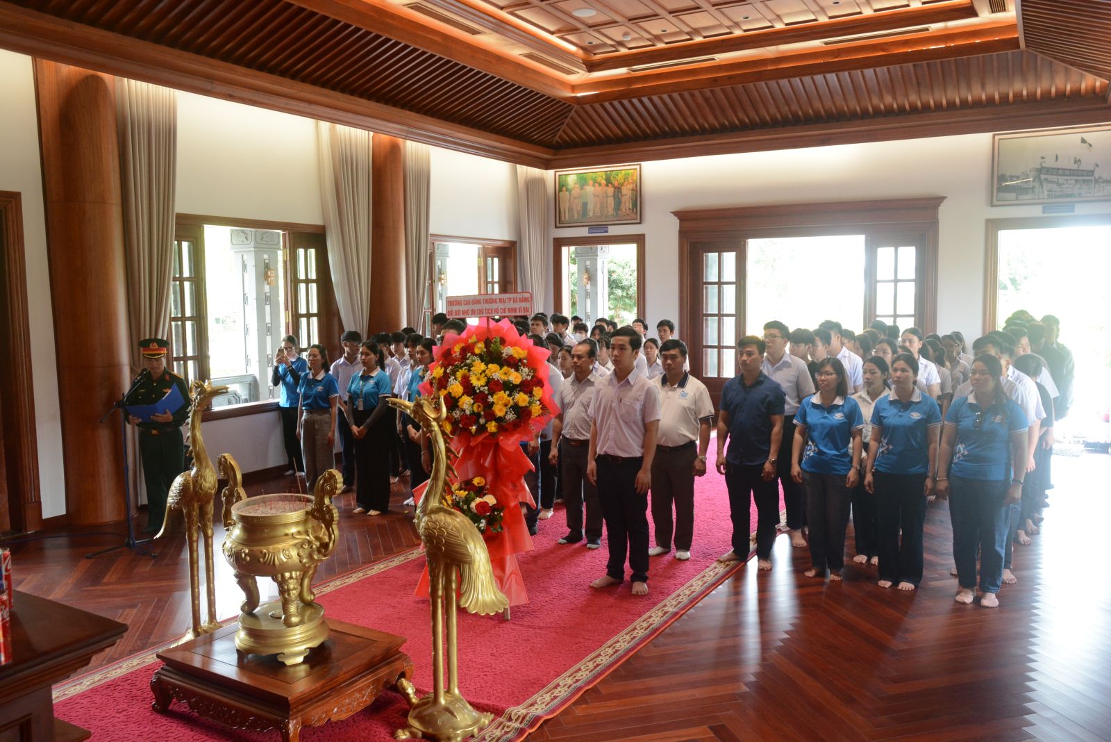 NHỮNG BÀI HỌC Ý NGHĨA QUA CHUYẾN ĐI THỰC TẾ BẢO TÀNG QUÂN KHU 5 VÀ DANH THẮNG NGŨ HÀNH SƠN