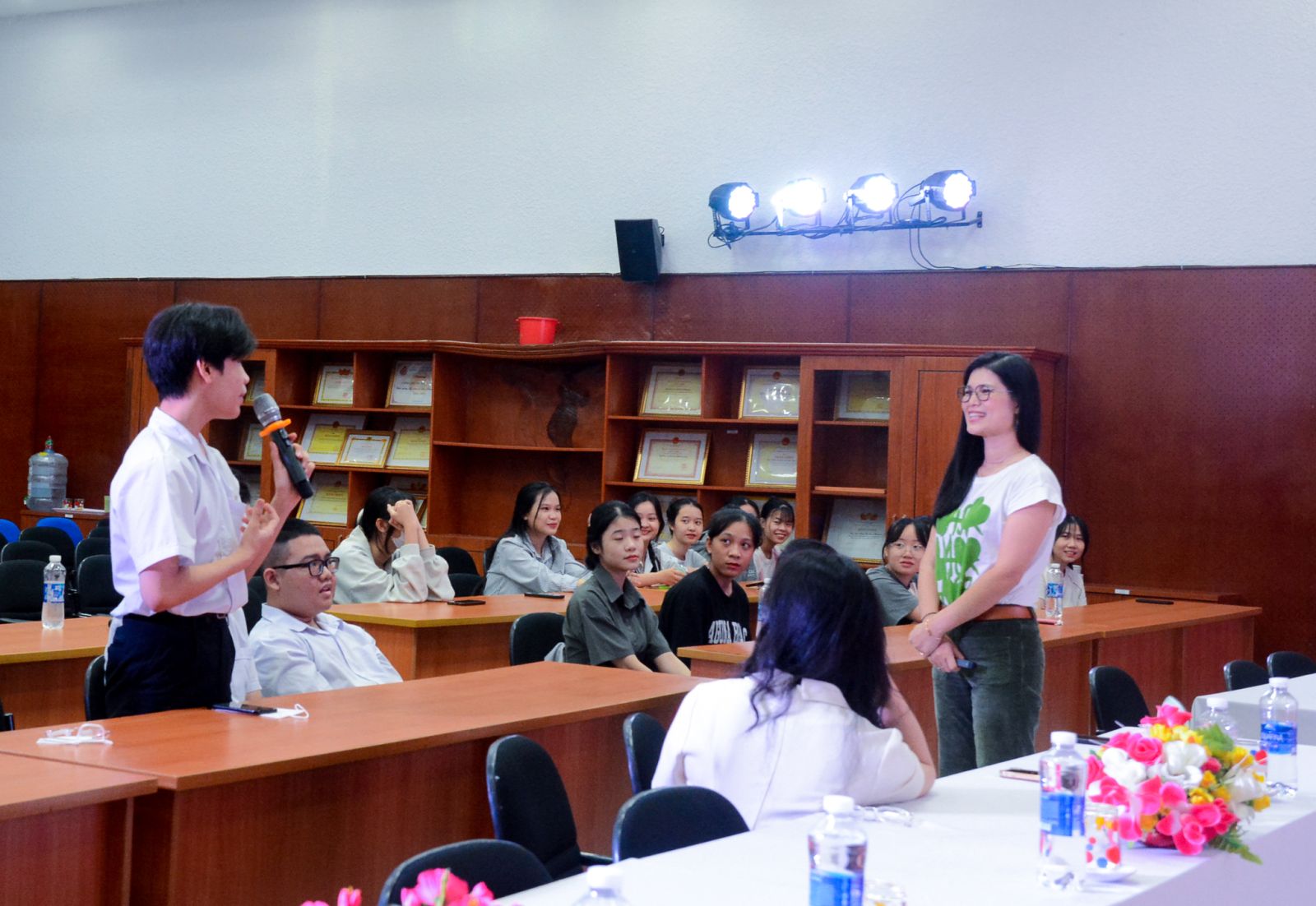 Học sinh, sinh viên COC được trang bị kỹ năng “Vượt qua áp lực, nâng bước thành công”