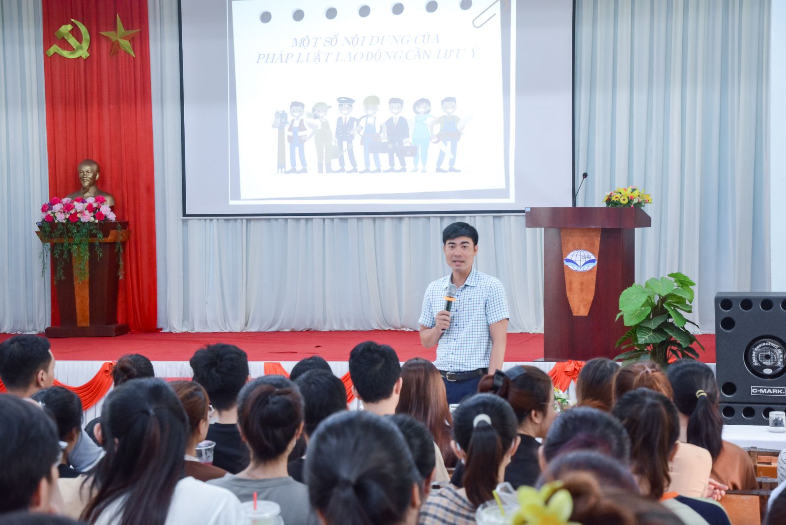 Sinh viên COC được cập nhật kiến thức về Pháp luật Lao động