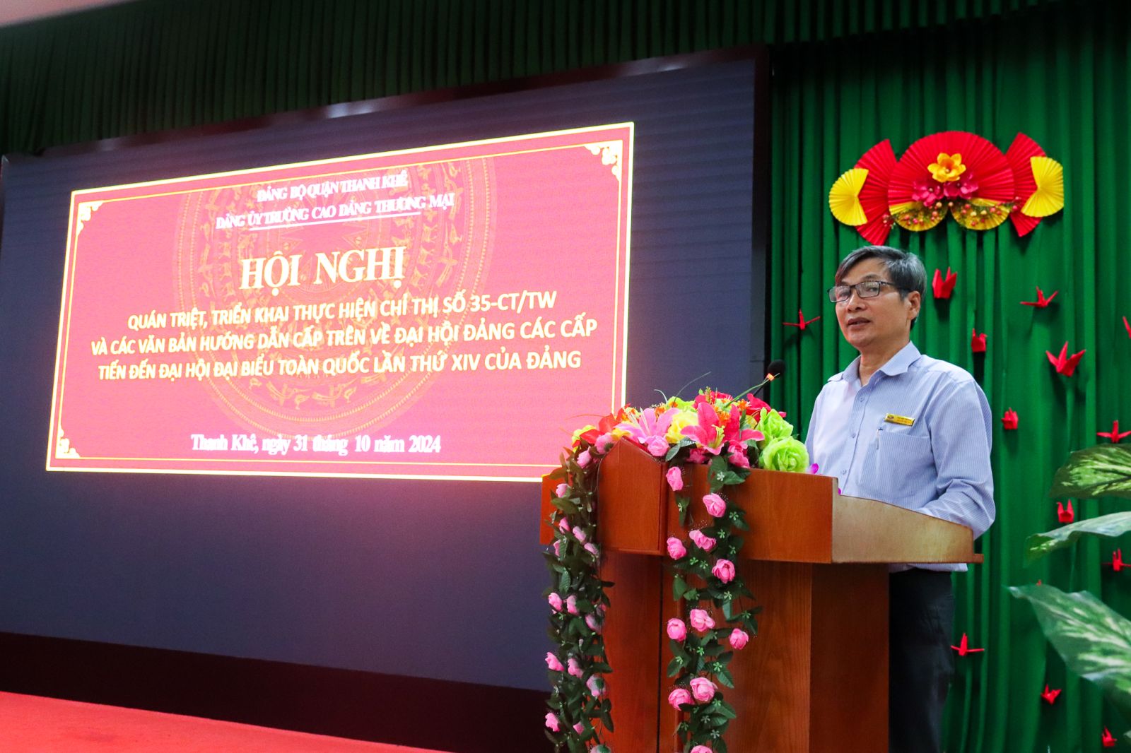 Quán triệt, triển khai Chỉ thị 35-CT/TW của Bộ Chính trị về đại hội Đảng bộ các cấp